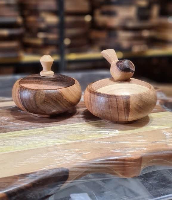 تولیدکننده ظروف پذیرایی چوب گردو زاگسو وود در اصفهان